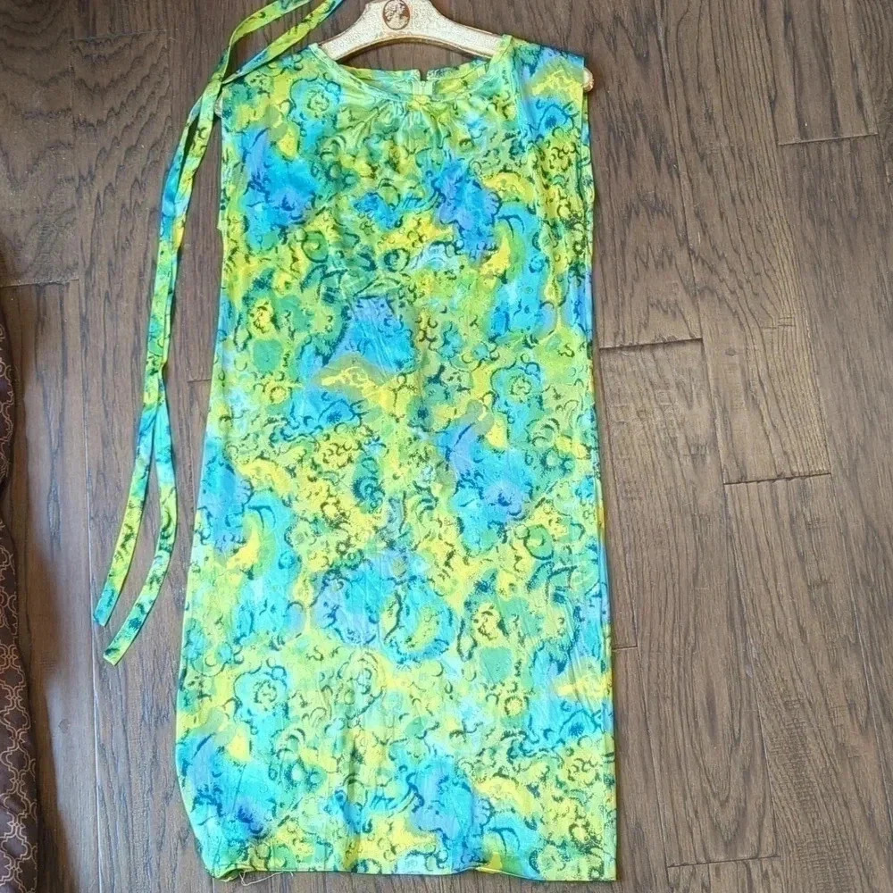 Psychedelic  1960's dress
